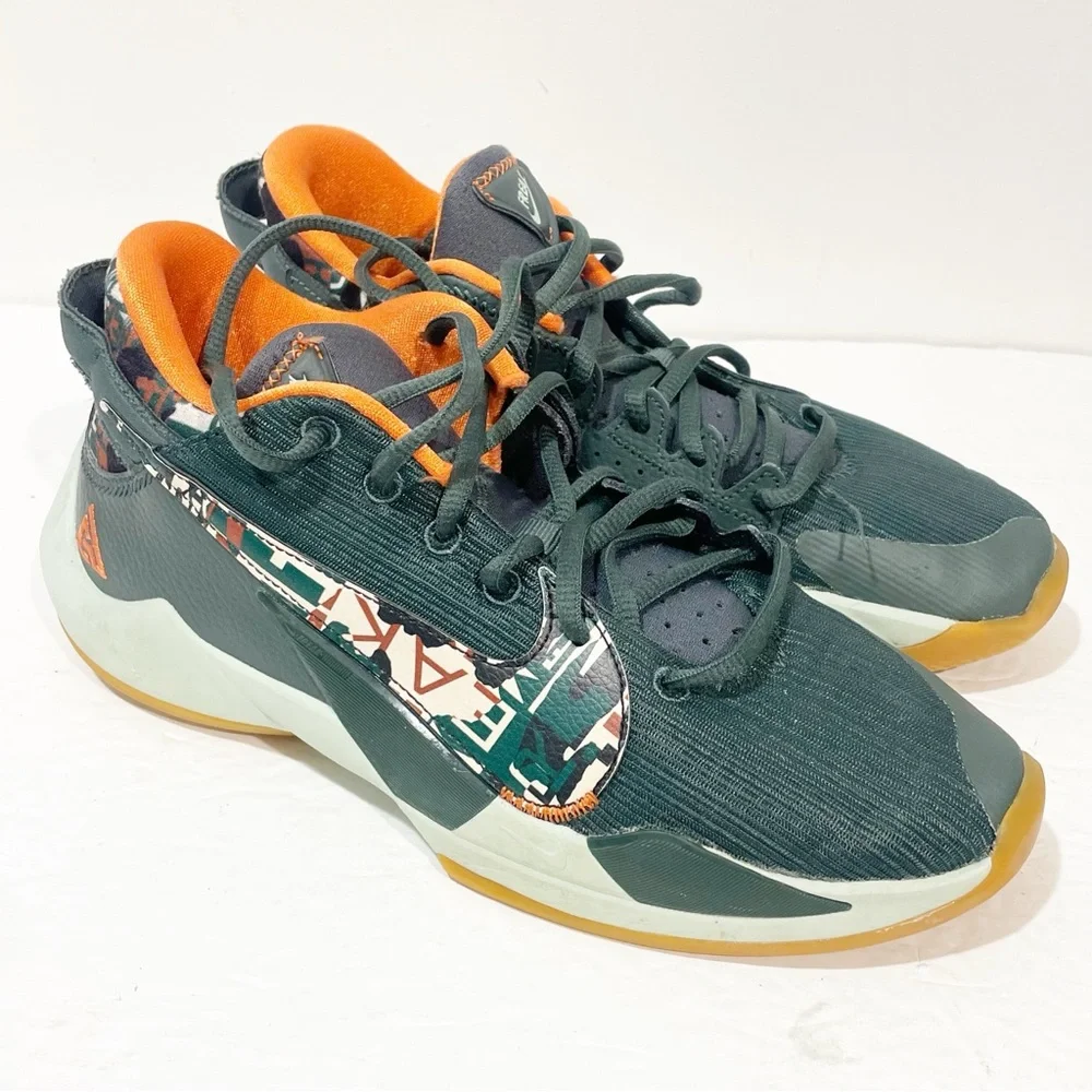 Nike Zoom‎ Freak 2 Ashiko Boys Size 7 Youth Sneakers Green Giannis Camo